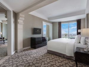 The Ciputra World Surabaya Gallery 6